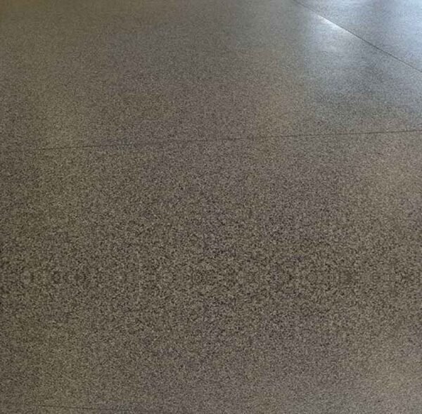 6203f417c3711cfa1bf0e3a3_quartz floor large thumb